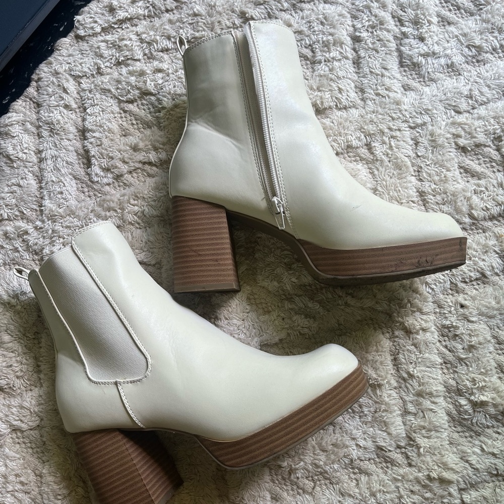 Pleather white boot